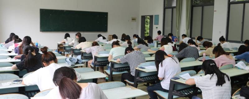 登记结婚穿什么颜色的衣服(登记结婚需要什么手续及证件)